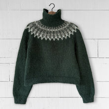 Load image into Gallery viewer, The Alder Jumper (forest green)
