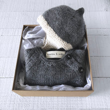 Load image into Gallery viewer, Newborn gift set (grey/cream) hat &amp; jumper