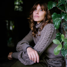 Load image into Gallery viewer, The Classic Cable Sleeve Jumper (light brown/chocolate) - RTW
