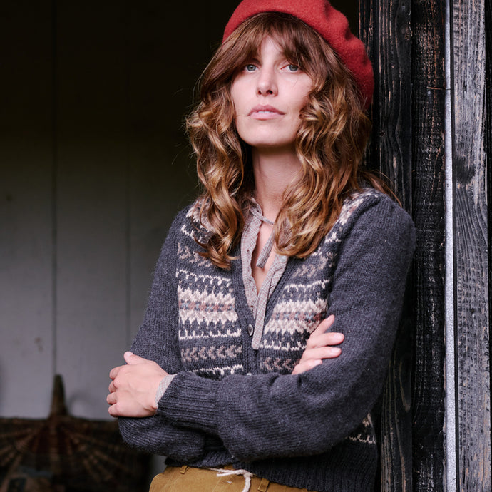The Classic Fair Isle Cardigan (brown/sand) - RTW