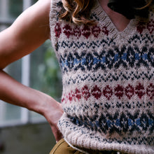 Load image into Gallery viewer, The Fair Isle Vest v-neck (sand/multi)