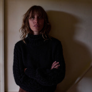 The Chunky Cable Sleeve jumper (classic black) - RTW