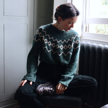 Load image into Gallery viewer, Scandi Fair Isle yoke jumper (green/cream)