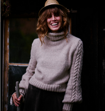 Load image into Gallery viewer, The Chunky Cable Sleeve Polo Neck  (beige/fawn)
