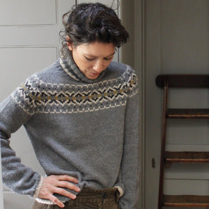 Intricate Fair Isle polo neck (grey/ochre)