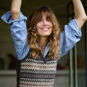 The Fair Isle Vest (brown/sand)