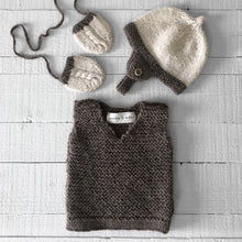 Load image into Gallery viewer, Newborn gift set (brown/cream) hat, mitts &amp; vest
