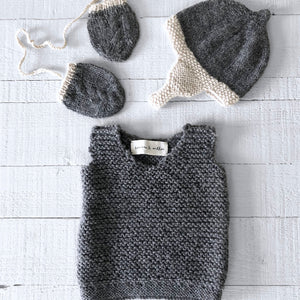 Newborn gift set (grey/cream) hat, mitts & vest