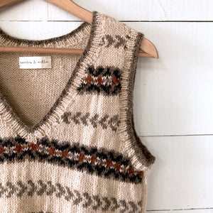 Fair Isle fitted vest (sand/brown/rust)