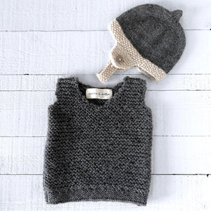 Newborn gift set (grey/cream) hat & vest