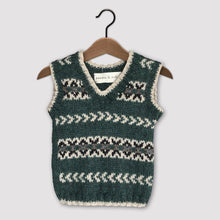 Load image into Gallery viewer, Fair Isle vest (green/cream)