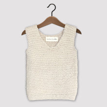 Load image into Gallery viewer, Loose knit vest (cream)