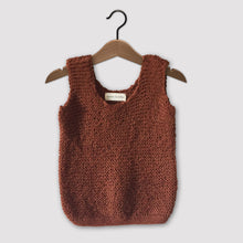 Load image into Gallery viewer, Loose knit vest (rust)