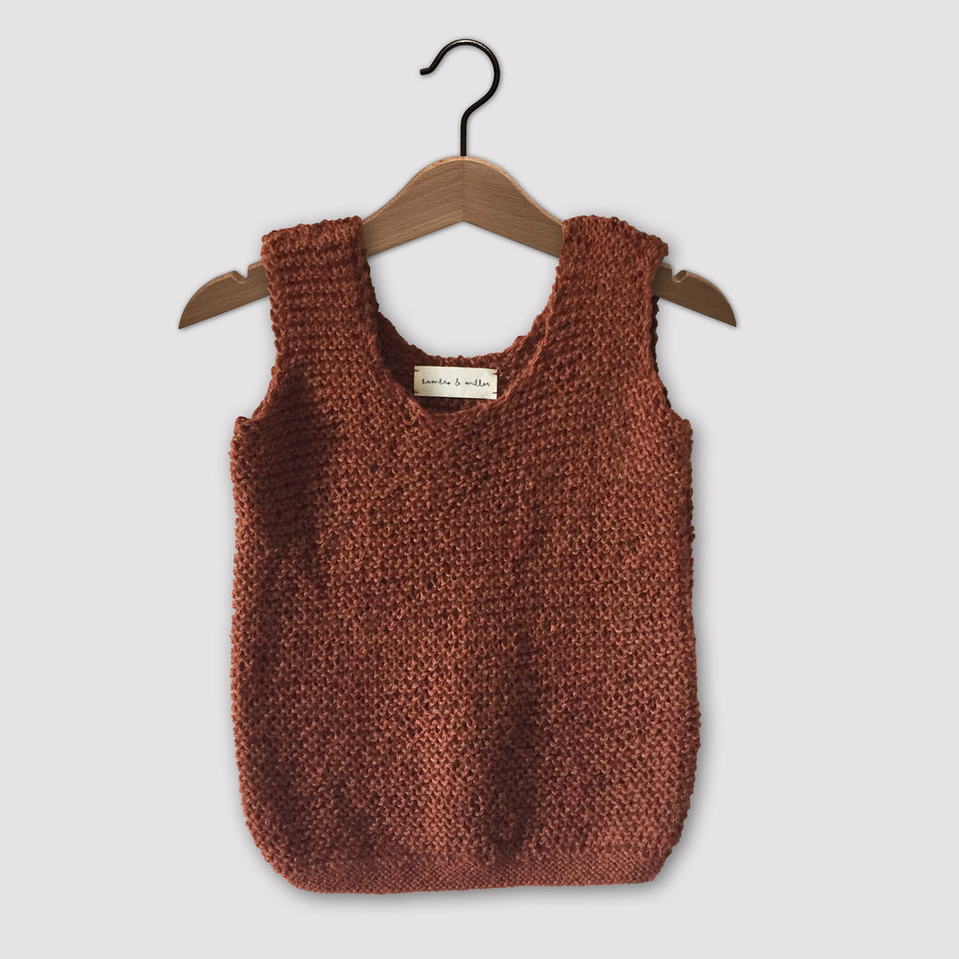 Loose knit vest (rust)