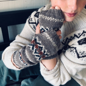 Fair Isle wrist warmers (brown/rust)